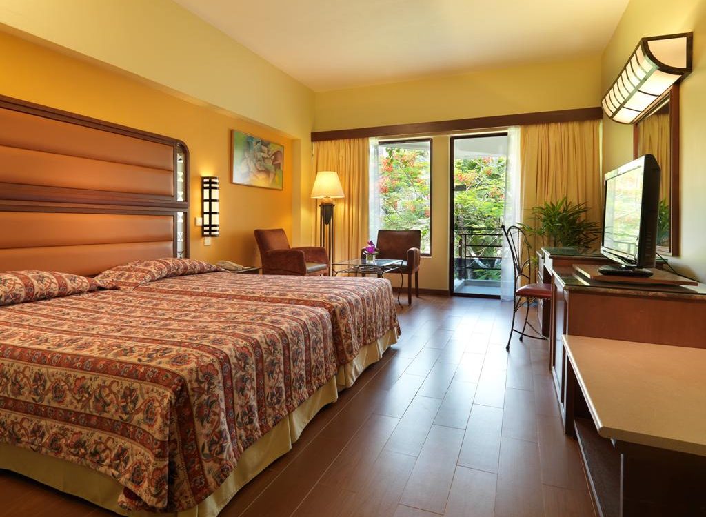 Holiday Villa Beach Resort & Spa Langkawi 