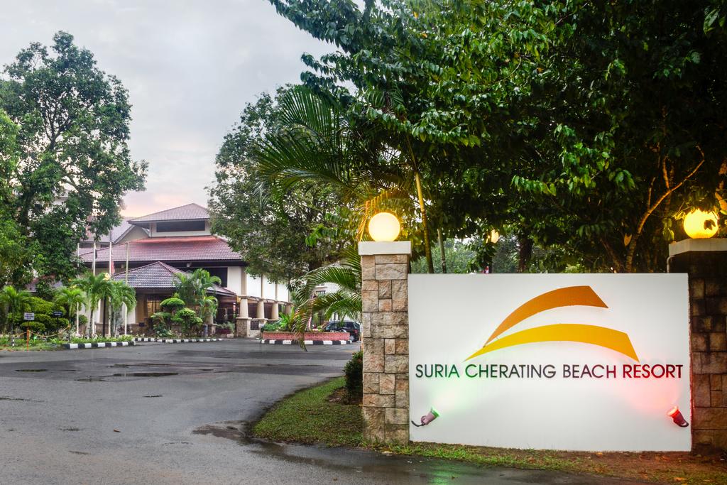 Suria Cherating Beach Resort  