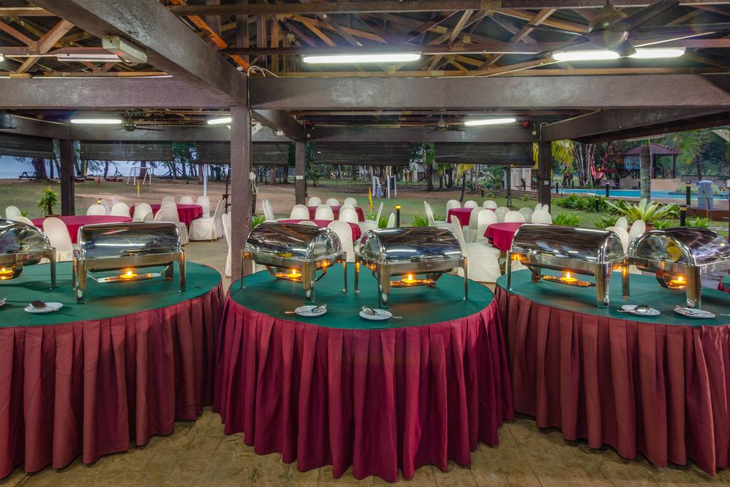  Suria Cherating Beach Resort  