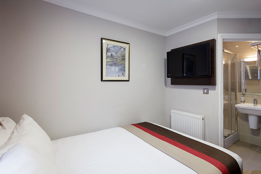 Royal Cambridge Hotel London