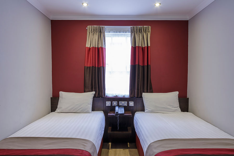 Royal Cambridge Hotel London
