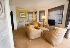 Philea Mines Beach Resort